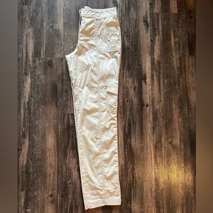 Chicos Women’s Tan Cargo Pants